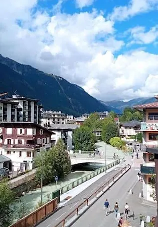 Elegant A Шамони